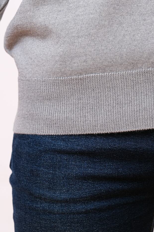 Woolen V-Neck Sweater Light Gray - 6