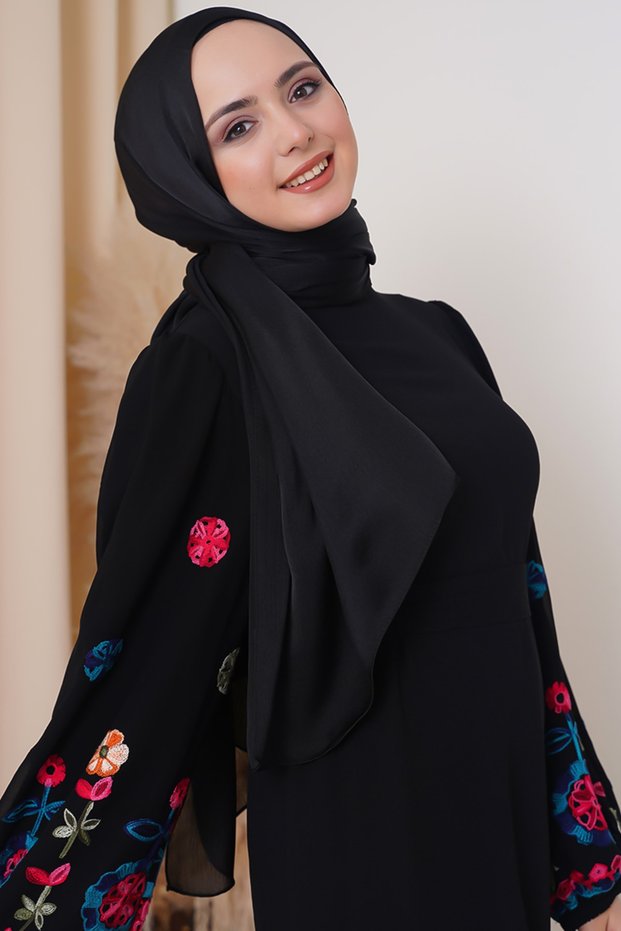 Shahrisal Janjan Shawl Black
