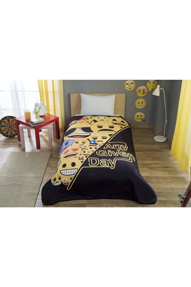 Emoji Licensed Blanket - 1