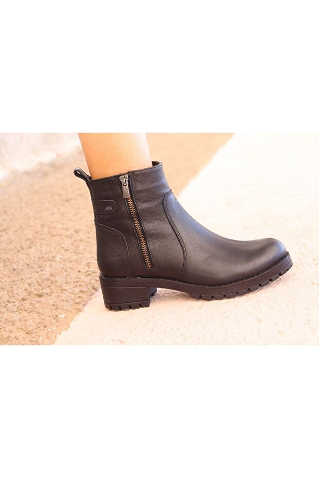 - 4663-1 Siyah Kadın Bot - 2