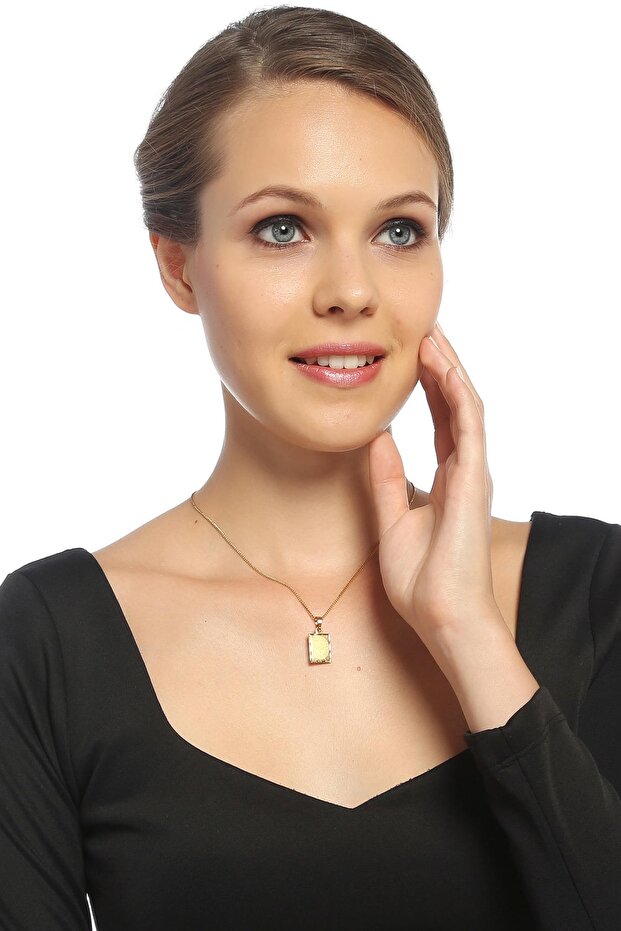 قلادة مكتوبة باللغة العربية الله - 2