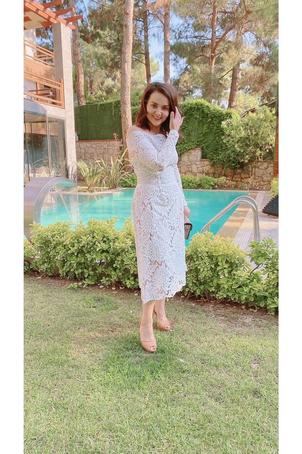 Dantel Elbise - 2