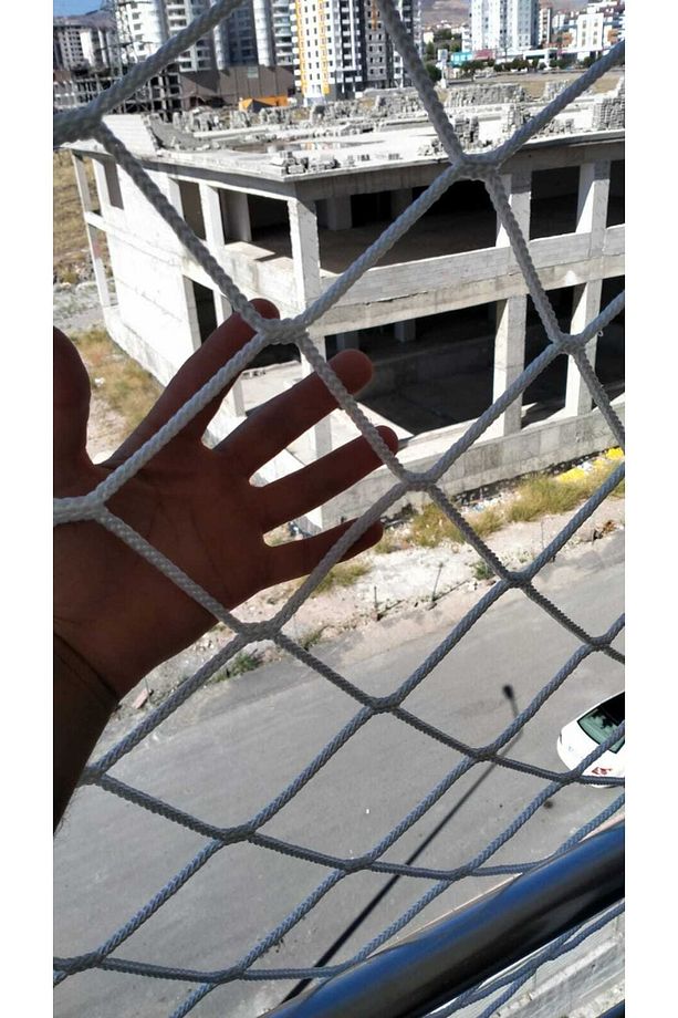 1x5m Balkon Filesi (APARAT DAHİL) Balkon Güvenlik Filesi Çocuk Koruma Filesi Çocuk Emniyet Ağı - 3