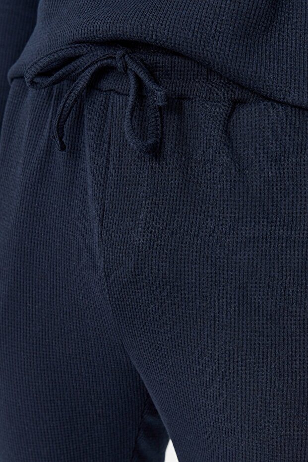 Granatowy zestaw piżam z dzianiny waflowej o regularnym kroju TMNAW23PT00015 - 5