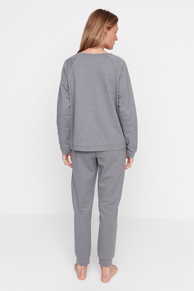 Antracytowy zestaw T-shirt-Jogger z napisem i piżamą z dzianiny THMAW21PT0497 - 16
