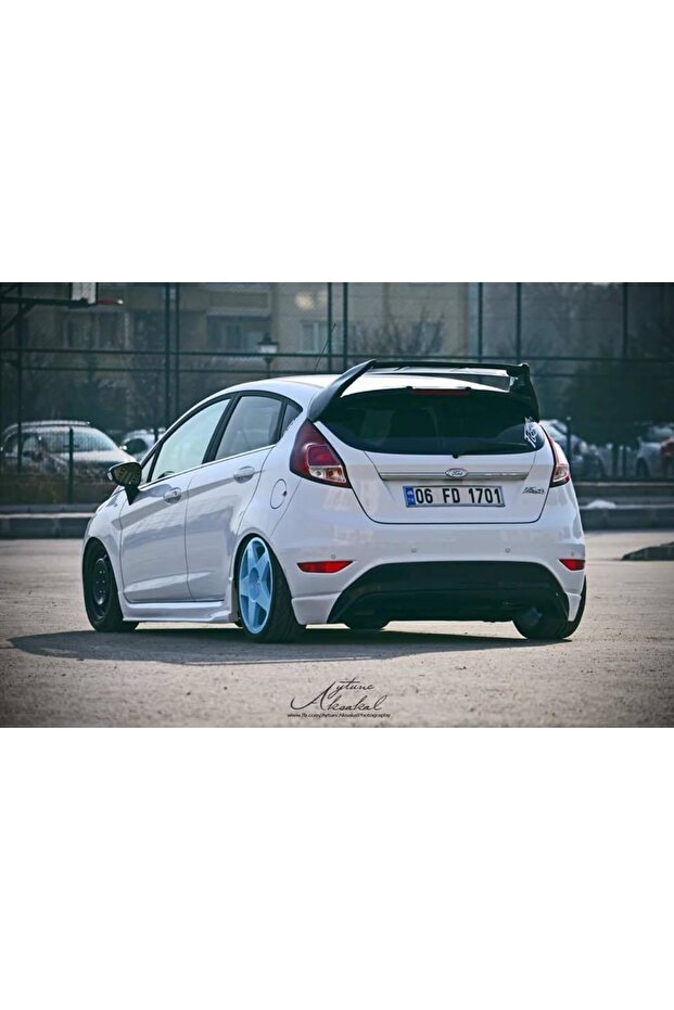 Ford Fiesta Rs Spoiler - 1