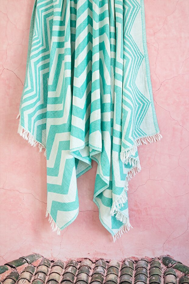 Anatolian Zigzag Patterned Turquoise Peshtemal and Beach Towel