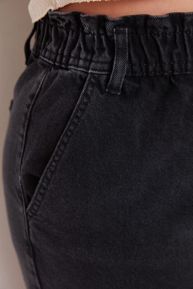 Siyah Yüksek Bel Paça Detaylı %100 Pamuk Cepli Mom Fit Büyük Beden Jeans TBBAW23CJ00007 - 10