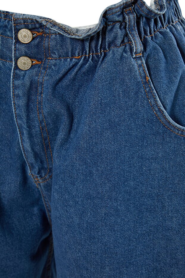 Mavi Lastikli Yüksek Bel Geniş Kesim %100 Pamuk Non-Stretch Büyük Beden Denim Şort TBBSS22JE00015 - 5