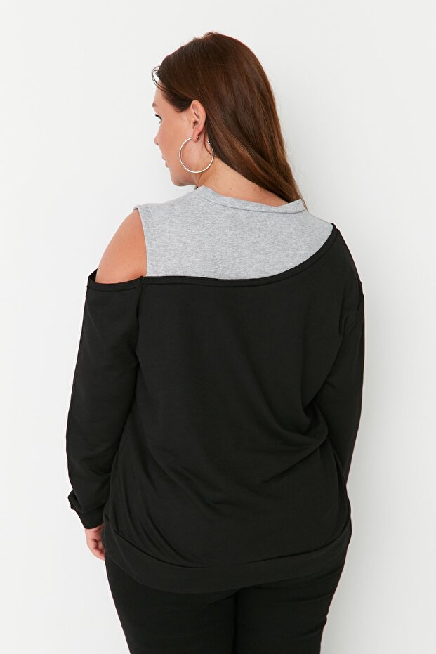 Siyah Bisiklet Yaka Omuz Detaylı İnce Örme Büyük Beden Sweatshirt TBBAW23AO00020 - 9