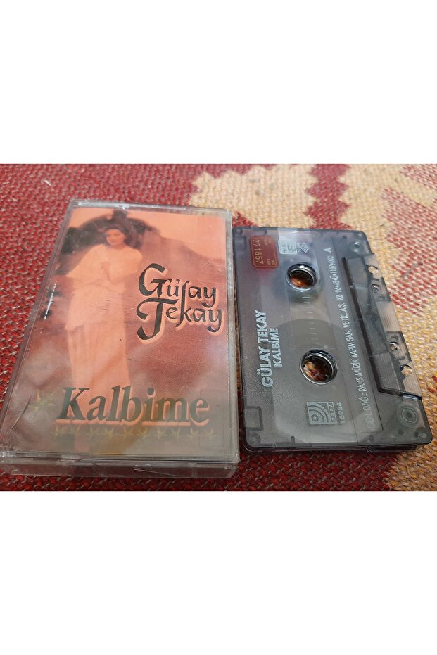 Gülay Tekay Kalbime Glass Print