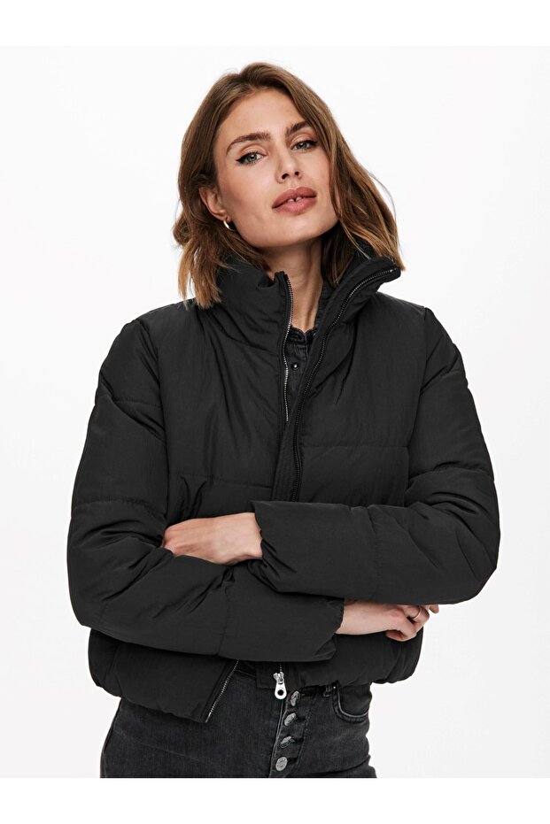 15205371 Onldolly Short Puffer Jacket Otw Noos Women's Coat Black