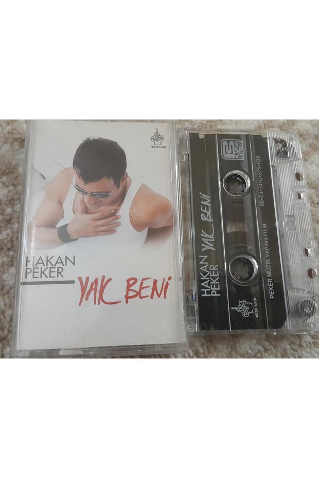 Hakan Peker Yak Beni Glass Print