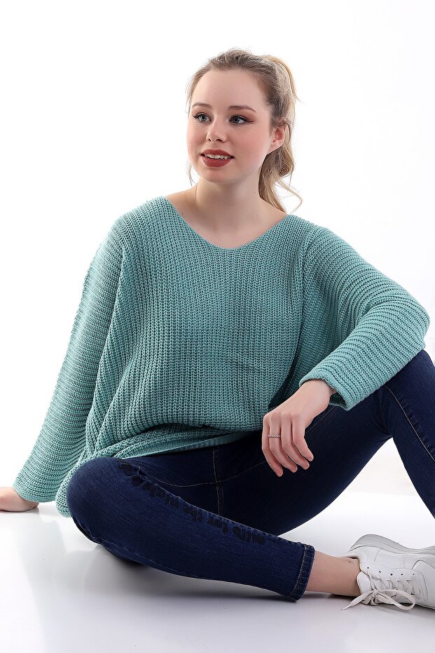 V-Neck Oversize Sweater - 5