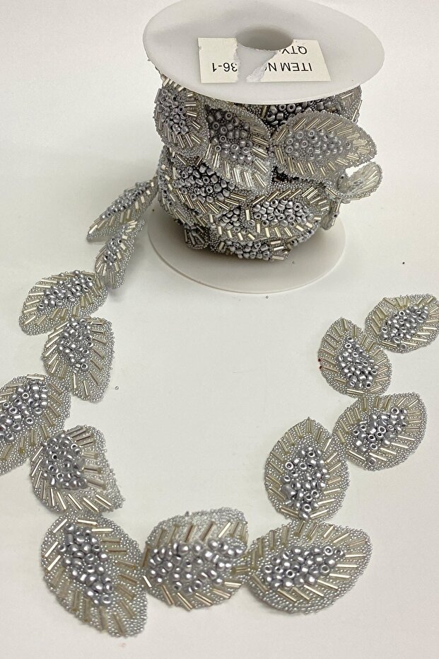 الشمعدان الحجري الملتصق بالحديد بنمط أوراق الشجر - 1