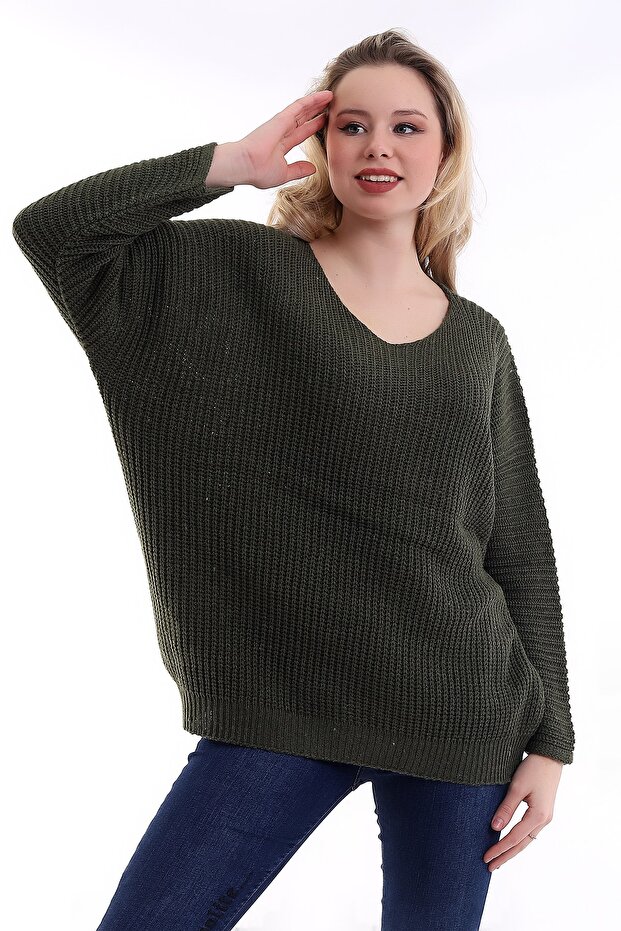 V-Neck Oversize Sweater - 3