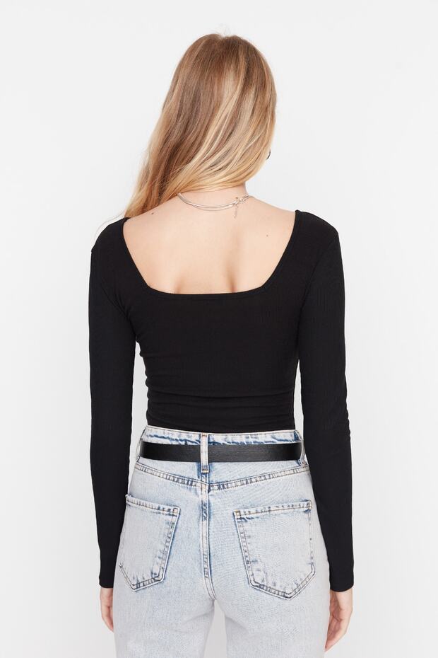 Siyah Kare Yaka Uzun Kollu Fitilli Esnek Çıtçıtlı Örme Body TWOAW21BD0022 - 5