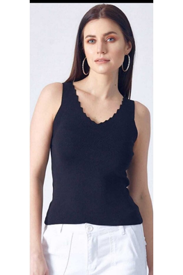 Black Ladder Collar Undershirt - 1