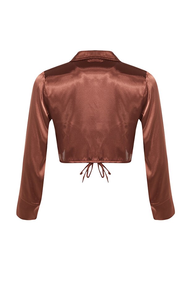 Kahverengi Crop Bağlama Detaylı Saten Dokuma Bluz TWOAW23BZ00466 - 9