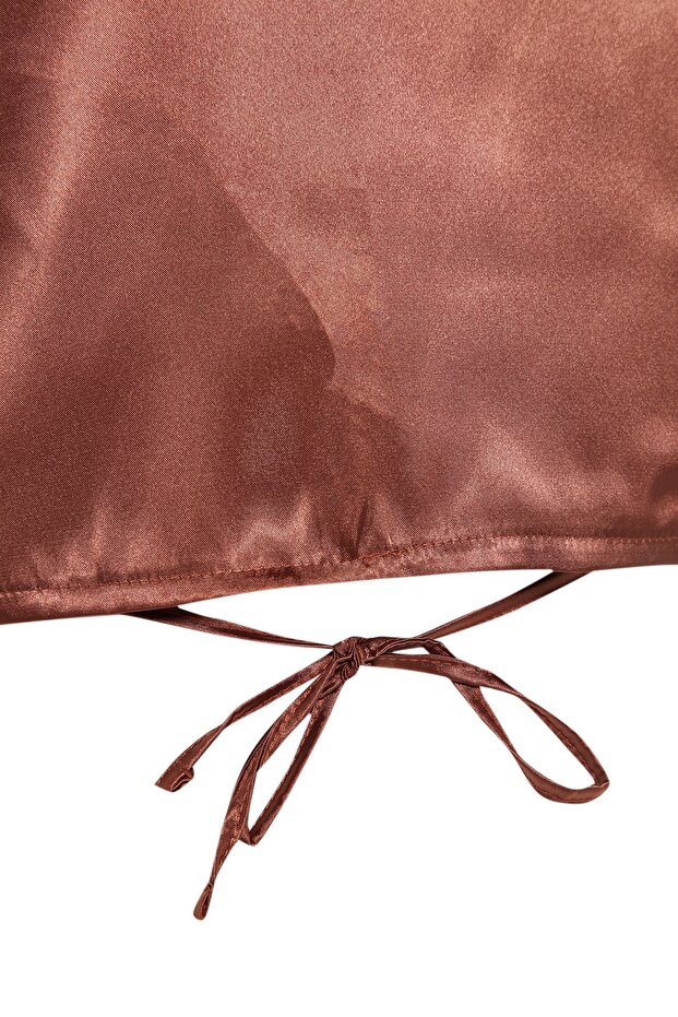 Kahverengi Crop Bağlama Detaylı Saten Dokuma Bluz TWOAW23BZ00466 - 8