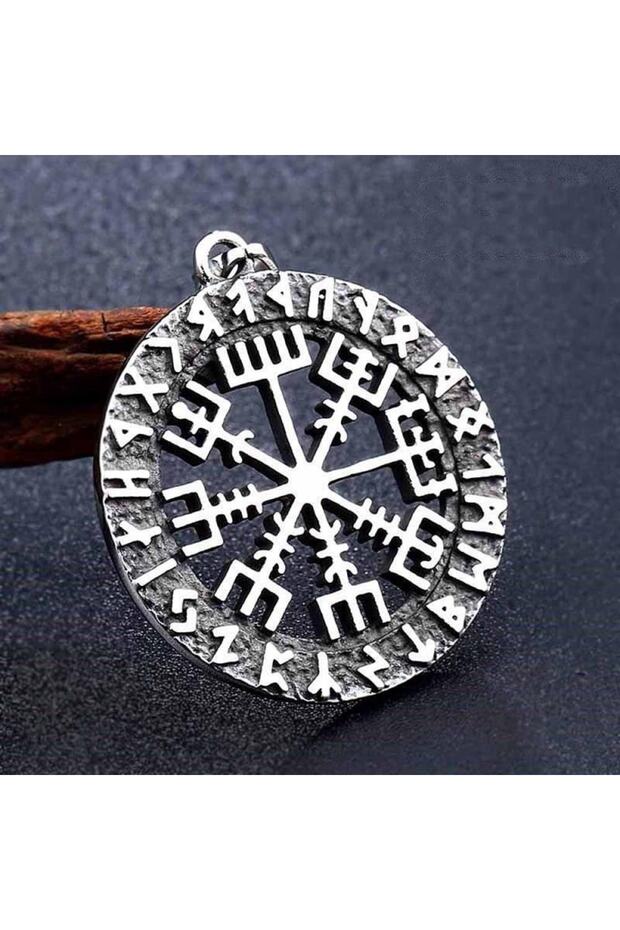قلادة إبداعية للحرس الأسطوري من أودين