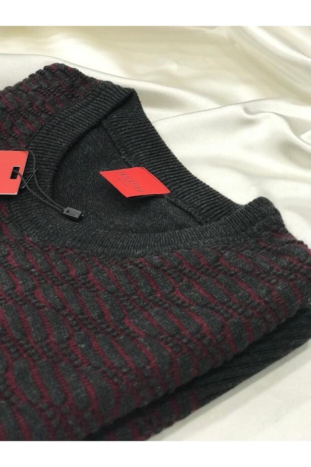 Interview Dokuma Desenli Slim Fit Sıfır Yaka Triko Kazak - 3