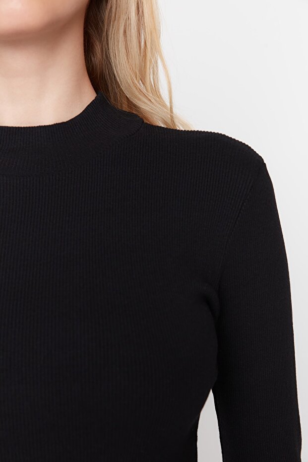 Černé midi šaty s výstřihem a výstřihem – žebrované a pružné, TWOAW21EL0135 - 8