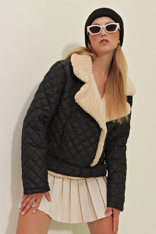 Dámský černý dvouřadý límec vnitřní kožešinový pásek prošívaný kabát ALC-X9108 - 5