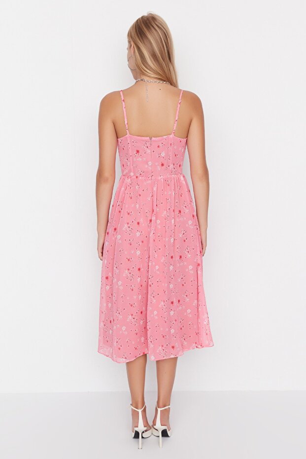 Pembe Çiçekli Şifon Skater/Belden Açılan Askılı Midi Astarlı Dokuma Elbise TWOSS22EL2587 - 5