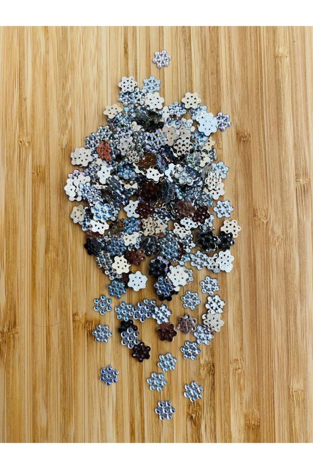 Metalized Janjan Daisy 15gr. 10mm. 150-155 Pieces.