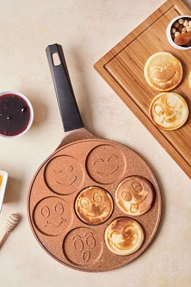 Smile Coffee Pancake Pan 26 cm