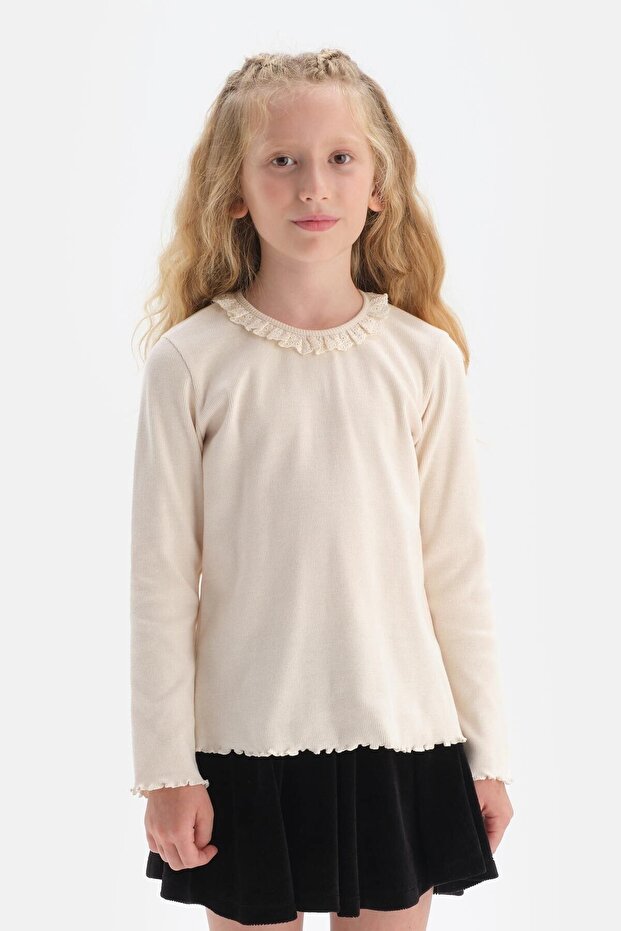 Ecru Long Sleeve Crew Neck Ribbed T-Shirt with Embroidery Garnish on the Collar