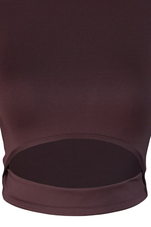 Koyu Kahverengi Crop Pencere/Cut Out ve Baş Parmak Delik Detaylı Örme Spor Üst/Bluz TWOAW21BZ0156 - 7