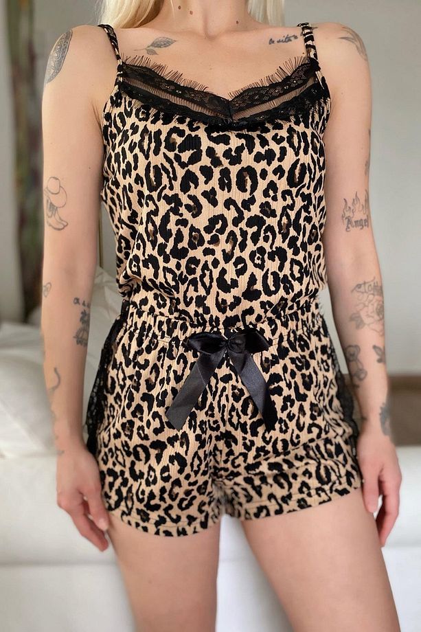 Kadın Kahverengi Leopar Pegasus Dantel Detaylı Ip Askı Şortlu Örme Pijama Takımı - 4