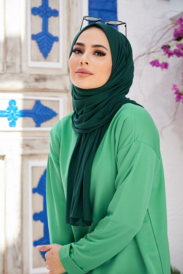 شال قطني ممشط زمردي
