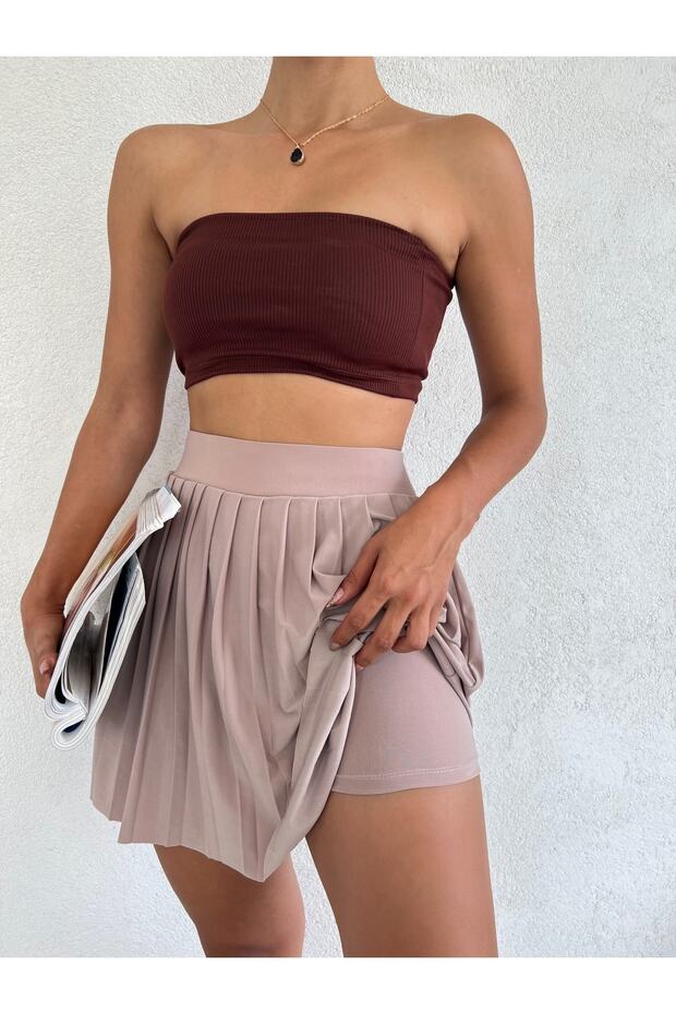 Women's Tennis Skirt with Internal Tights.