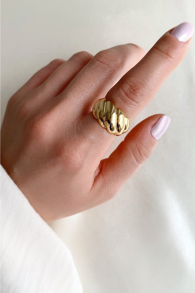 Thick Vintage Twist Ring