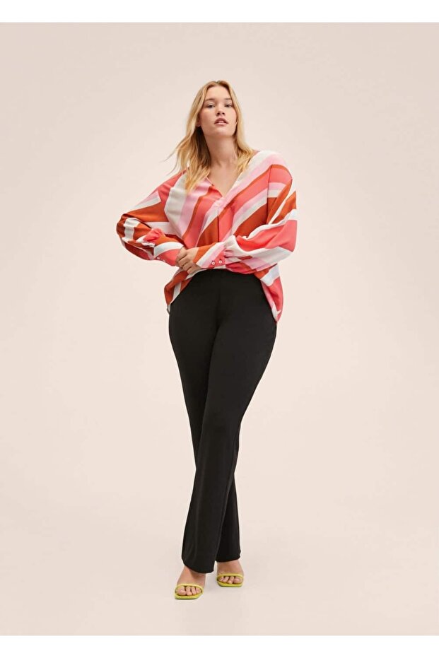 Weit geschnittene gemusterte Bluse - 5
