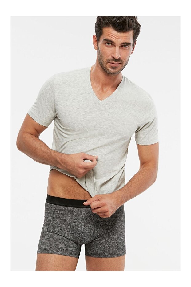 Antonıo Vyaka Tshır - 3