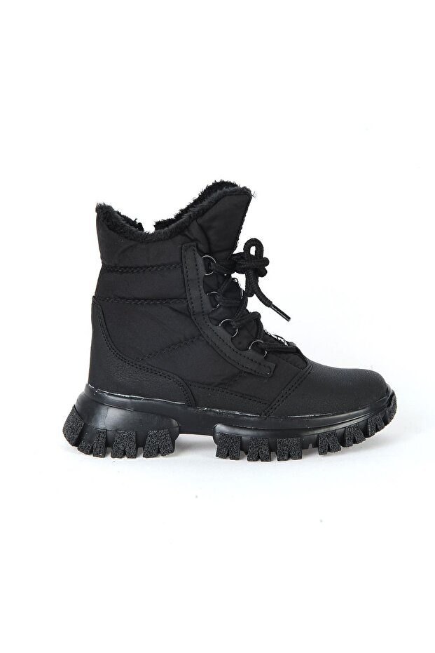 22-twingrs Black Furry Girl's Boots