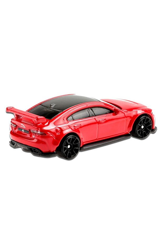 Jaguar Xe Sv Project 8 - 2