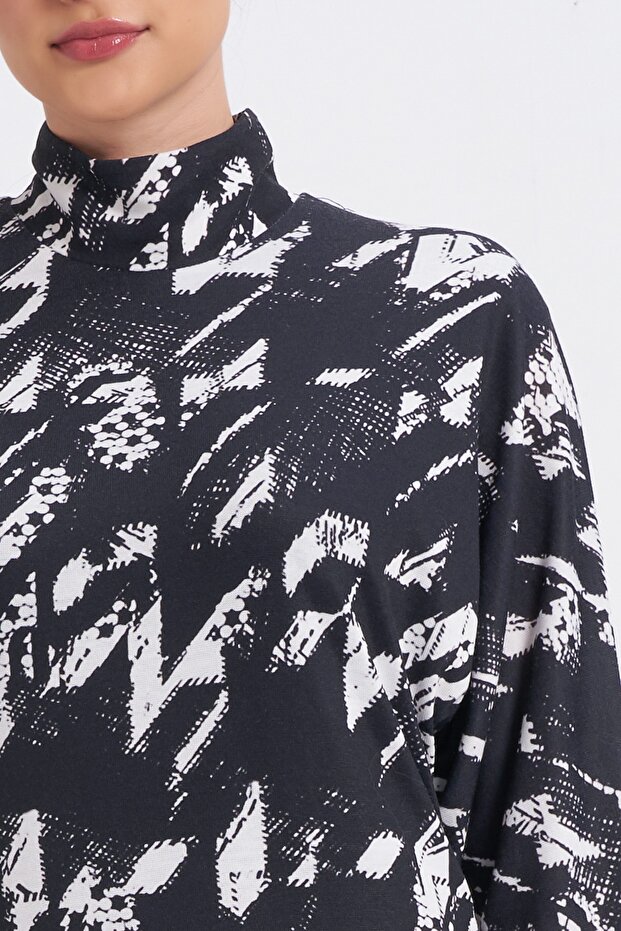 Desenli Streç Elbise - 4