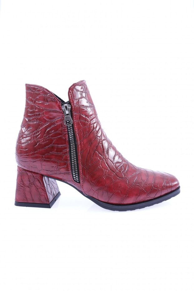 Woman's blunt nose zippered heeled boots burgundy crocodile 213130242674