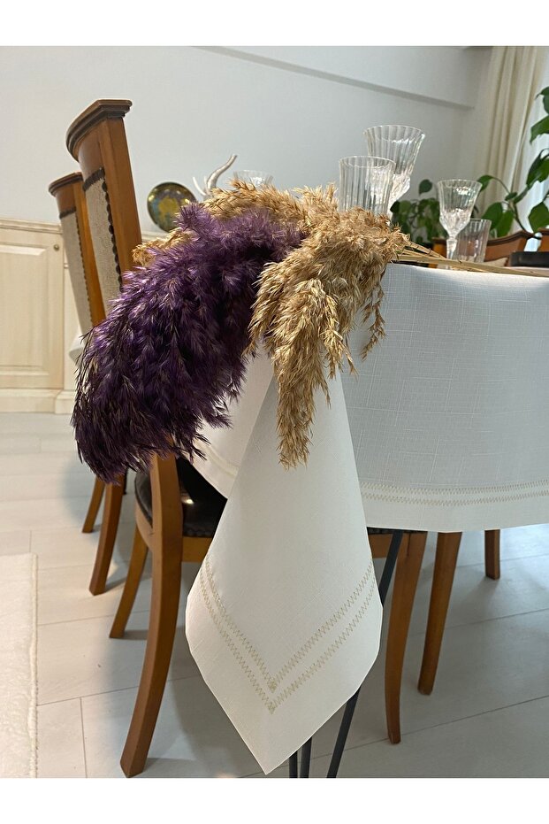 Dertsiz Masa Örtüsü - 4