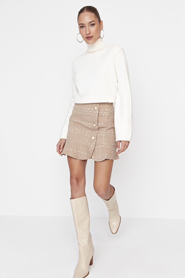 Brązowa, zapinana na guziki spódnica z tweedowej tkaniny, mini spódniczka z falbankami TWOAW22ET0155 - 1