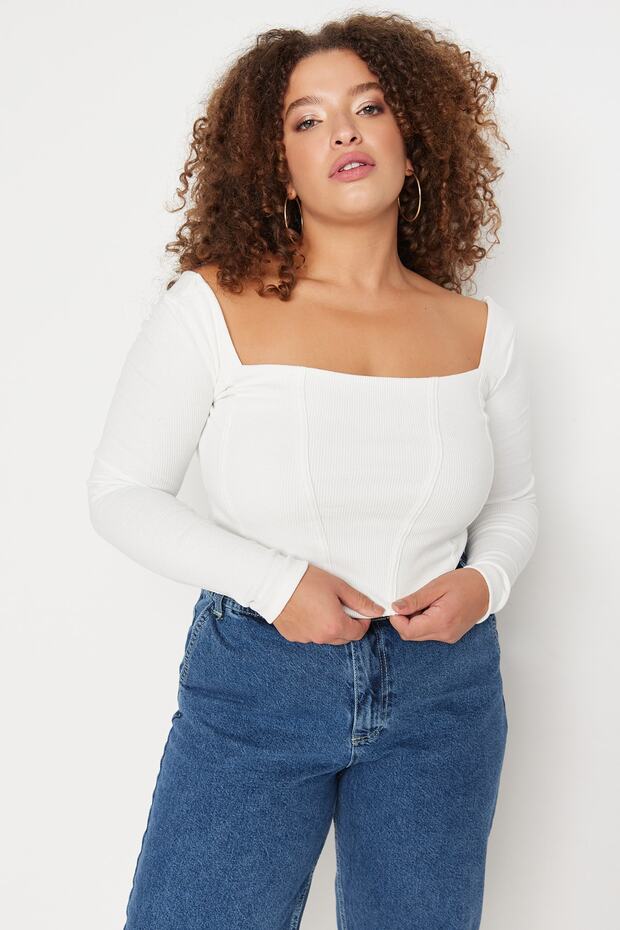 Ekru Fittilli Biye Detaylı Örme Büyük Beden Bluz TBBAW23AF00118 - 1