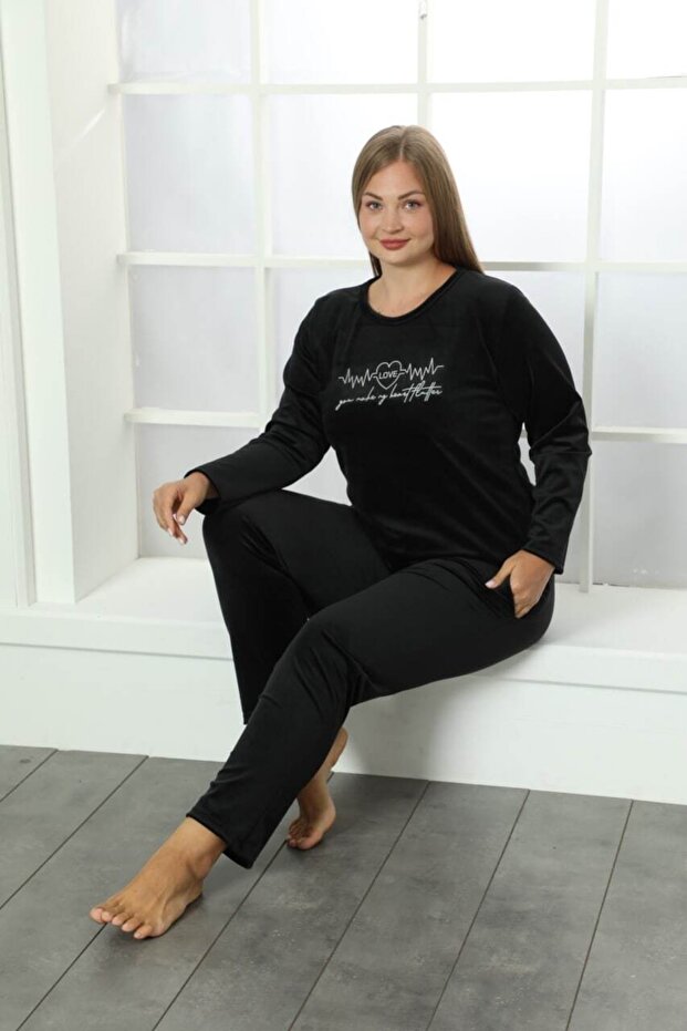 طقم بيجامة مخملية - 2