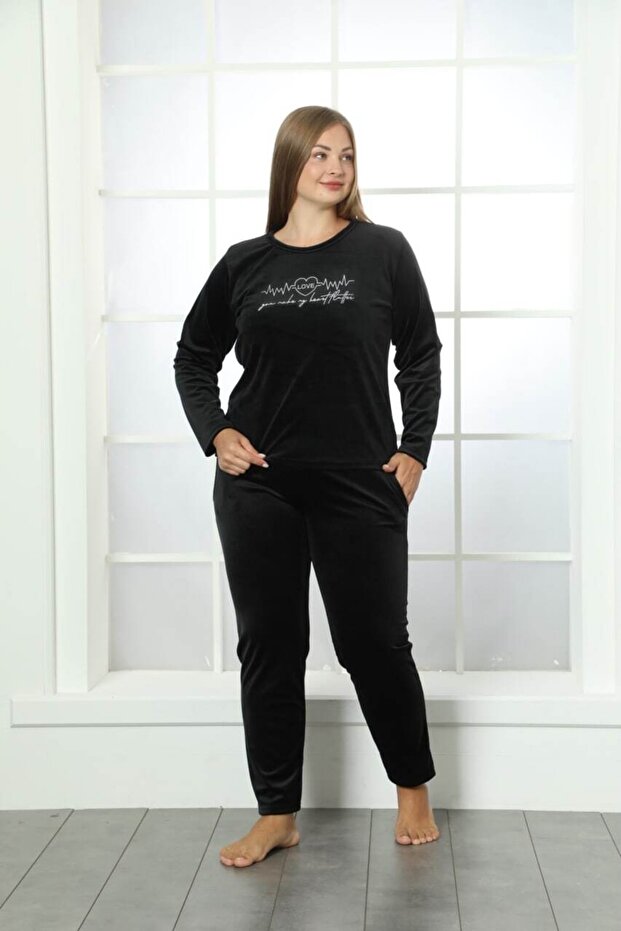 طقم بيجامة مخملية - 1