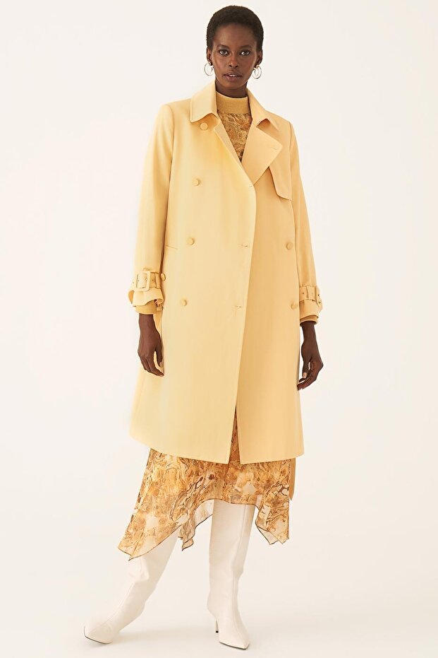 Arcelio Regular Fit Shirt Collar Below Knee Honey Color Women's Trench Coat