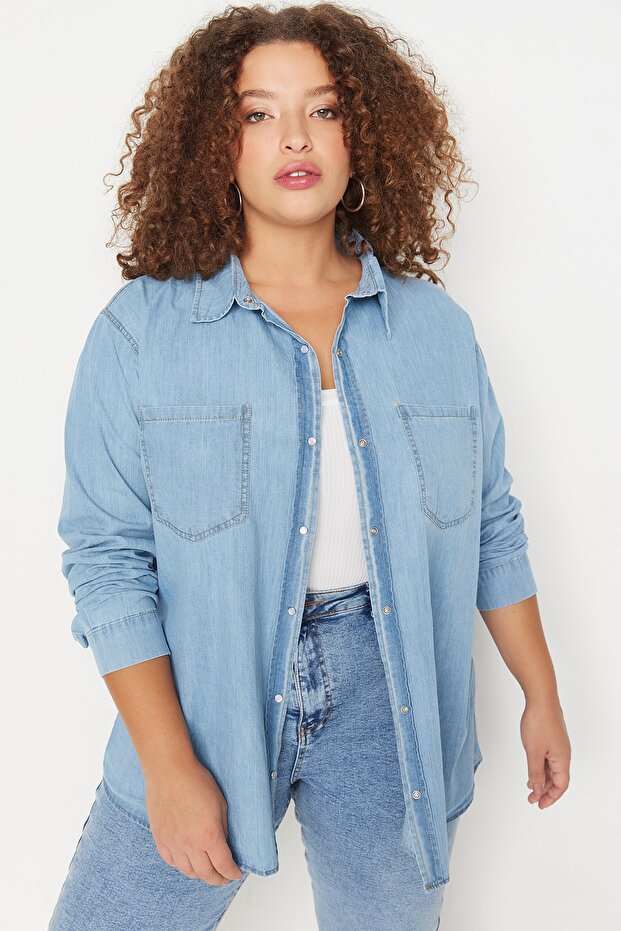 Açık Mavi %100 Non-Stretch Pamuk Büyük Beden Denim Gömlek TBBAW23AX00018 - 1